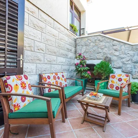 Apartment With Wifi - 9073